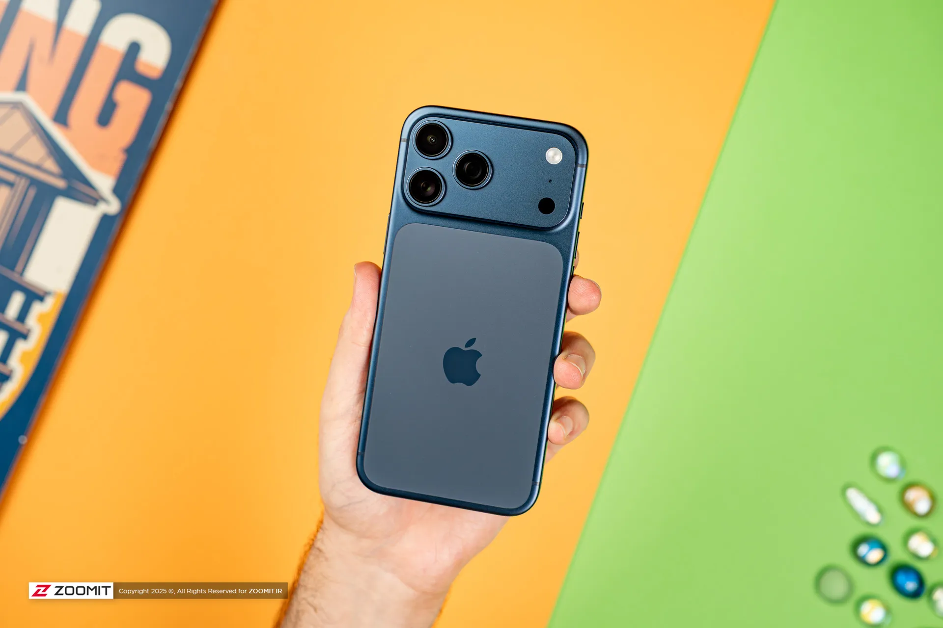 بررسی آیفون ۱۷ پرو مکس؛ قهرمان استقامت یا غول بیاحساس؟ بررسی آیفون ۱۷ پرو مکس؛ قهرمان استقامت یا غول بیاحساس؟